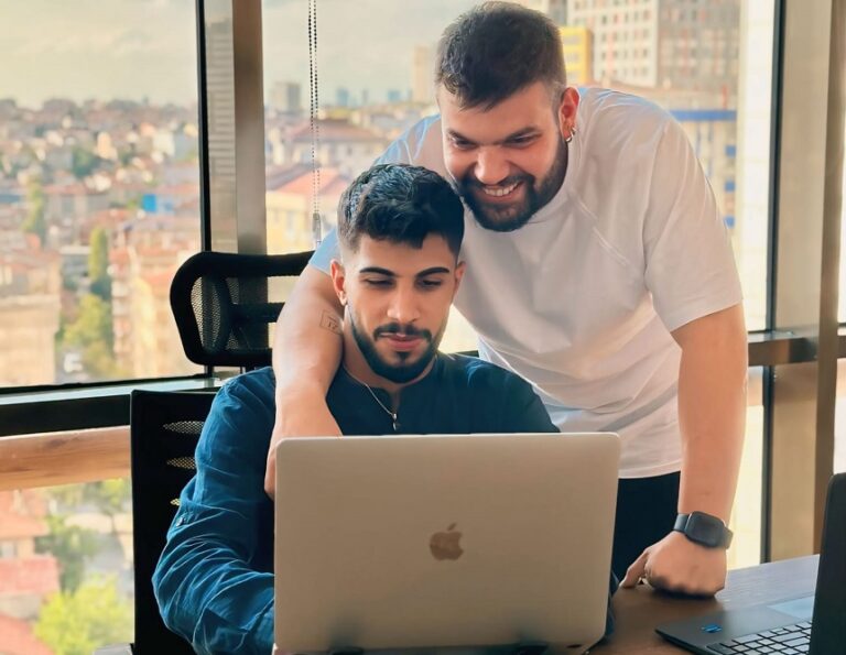 Samet Çetintaş: E-Ticaret Dünyasında İstanbul’dan Yükselen Genç Girişimci