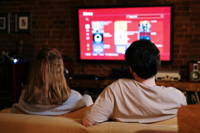 IPTV’de En İyi Kanal Listeleri ve İçerik Seçenekleri